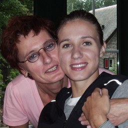 Foto Sanne Gresnigt met Anita, haar moeder, tijdens weekendje weg